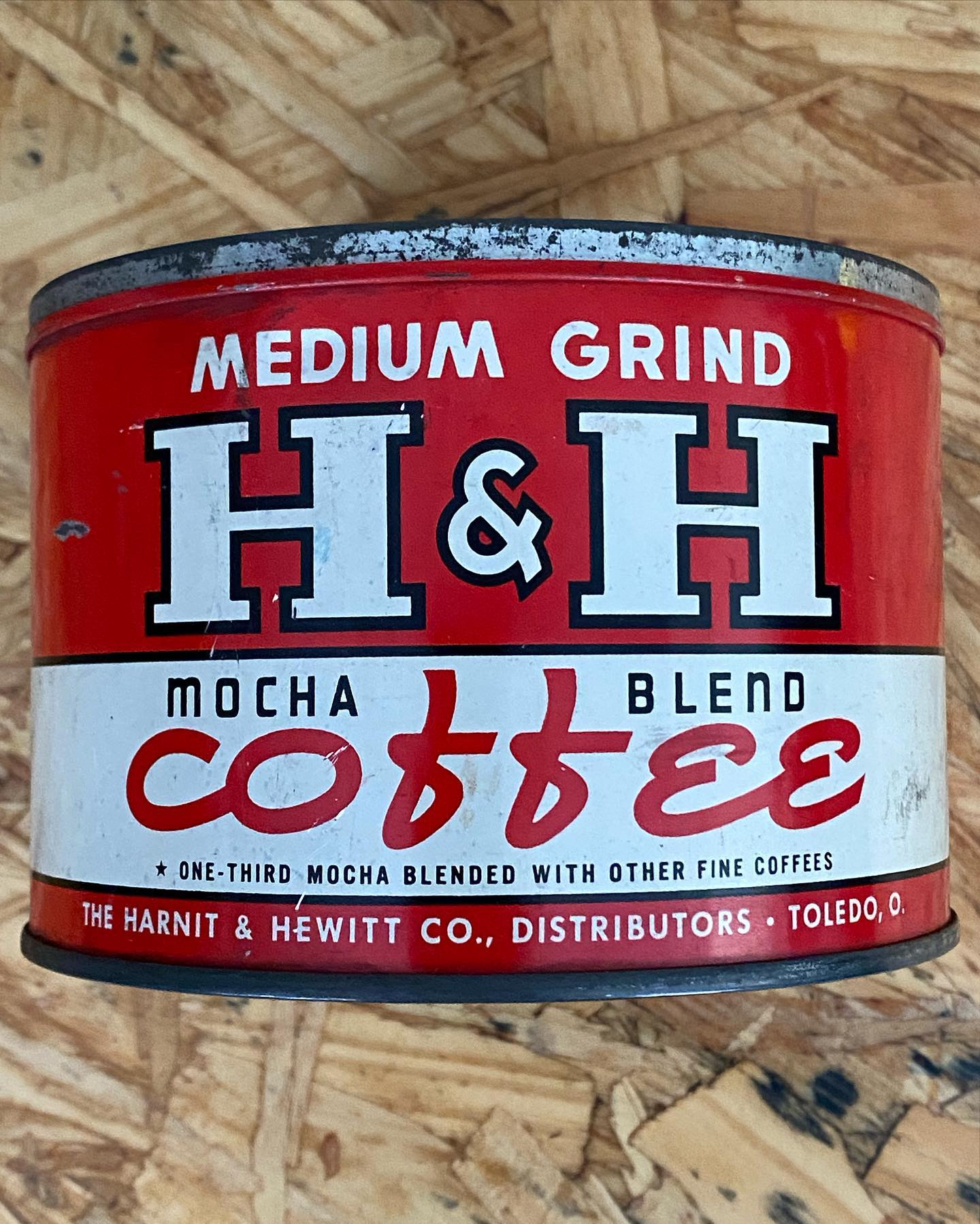 Harnit & Hewitt mocha coffee tin from Toledo, Ohio, NOT Hoffmann-Hayman Coffee.